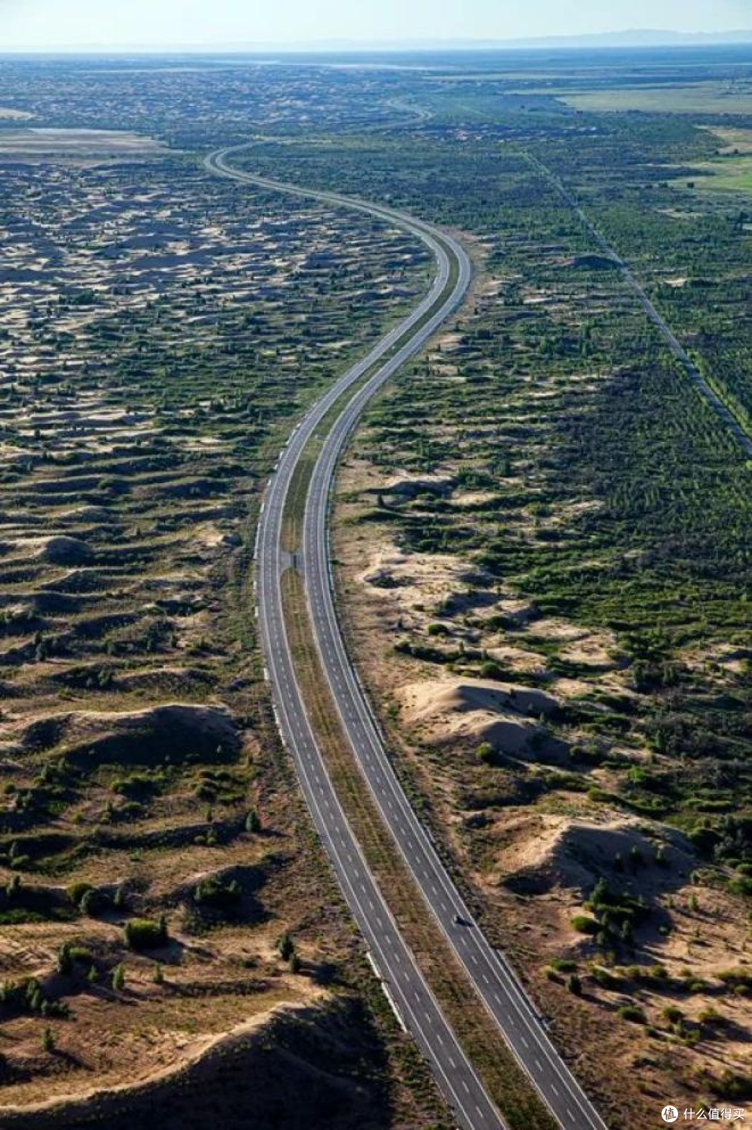 库布齐七号沙漠公路