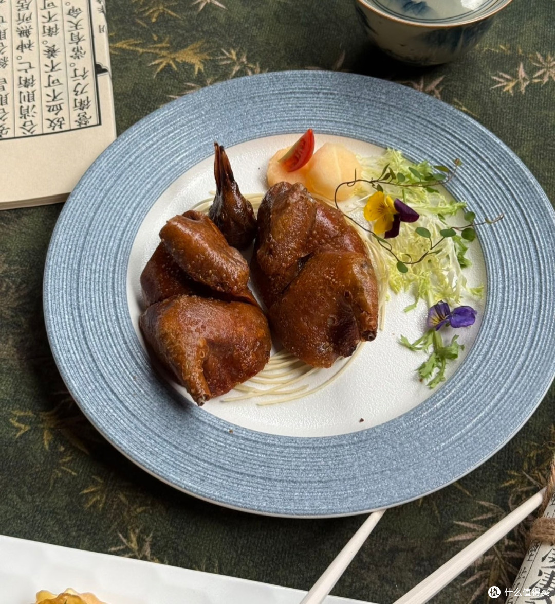 赣州CBD里的原生态美食店