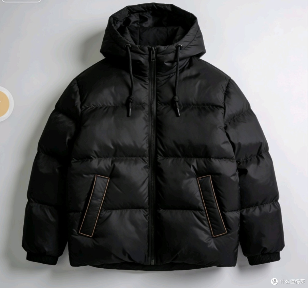 黑色百搭连帽羽绒服