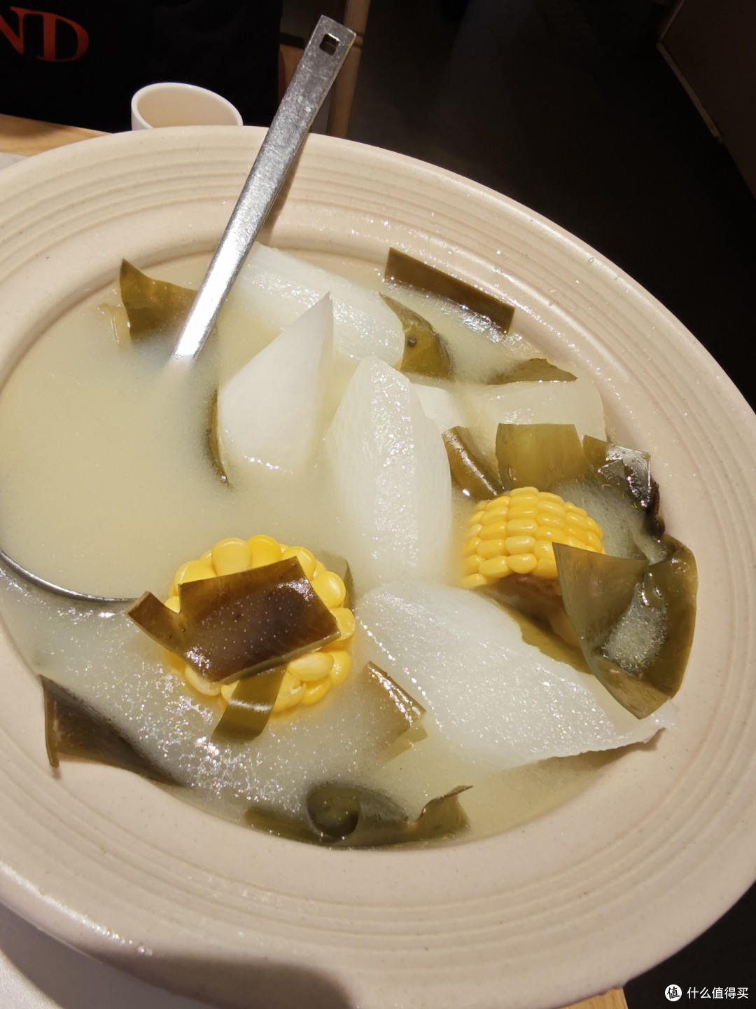 成都鸡毛店:味蕾的极致盛宴
