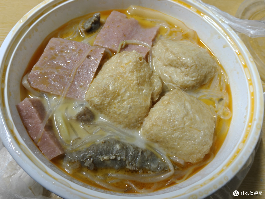 一口入魂的暖心滋味——骨汤麻辣烫推荐