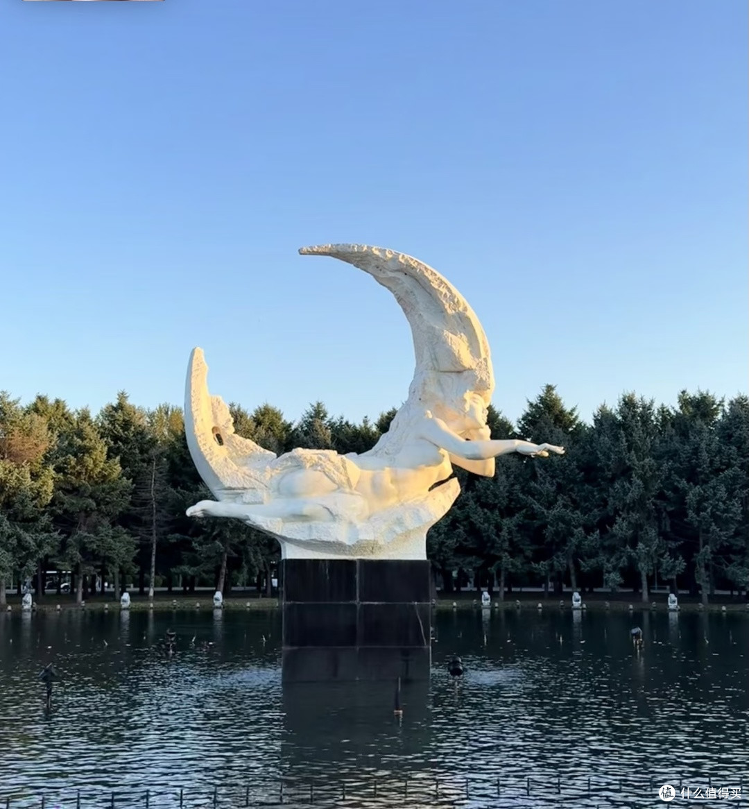 周末出游，哪里好玩？