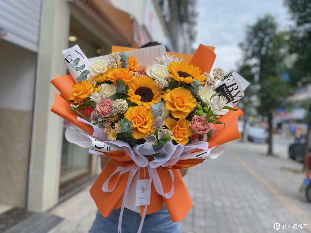 鲜花设计：色彩与情感的完美结合