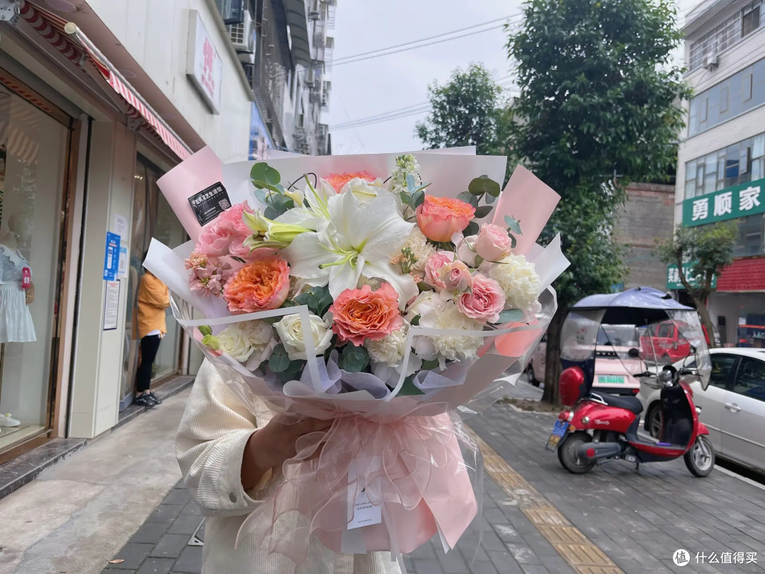 鲜花设计：色彩与情感的完美结合