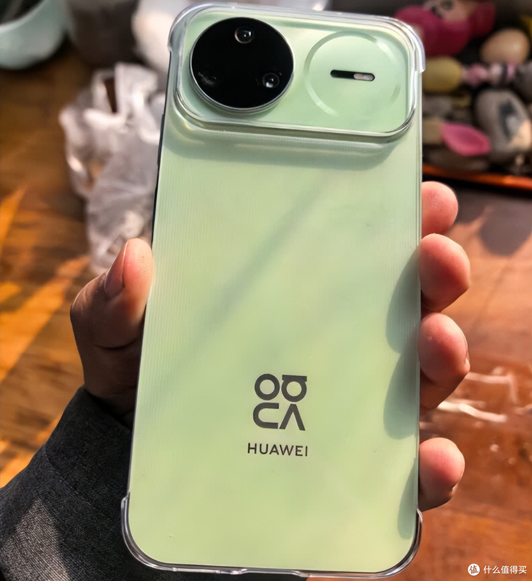 不只是好看，前置红枫+6500mAh+麒麟9010s，华为新机真的很全能