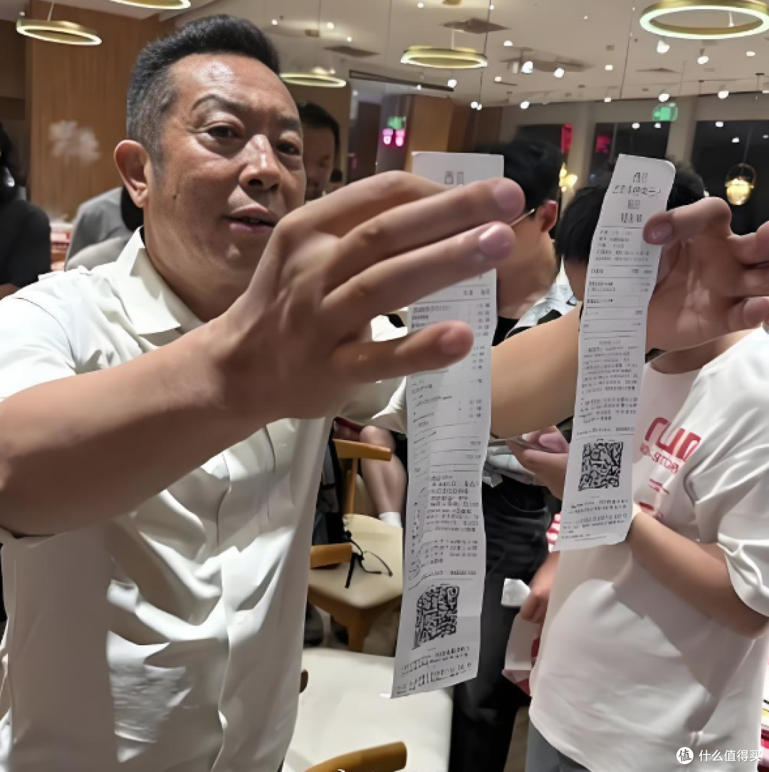 西贝贾国龙后悔硬刚罗永浩:第一次懂老登是骂人,靠安眠药入睡!