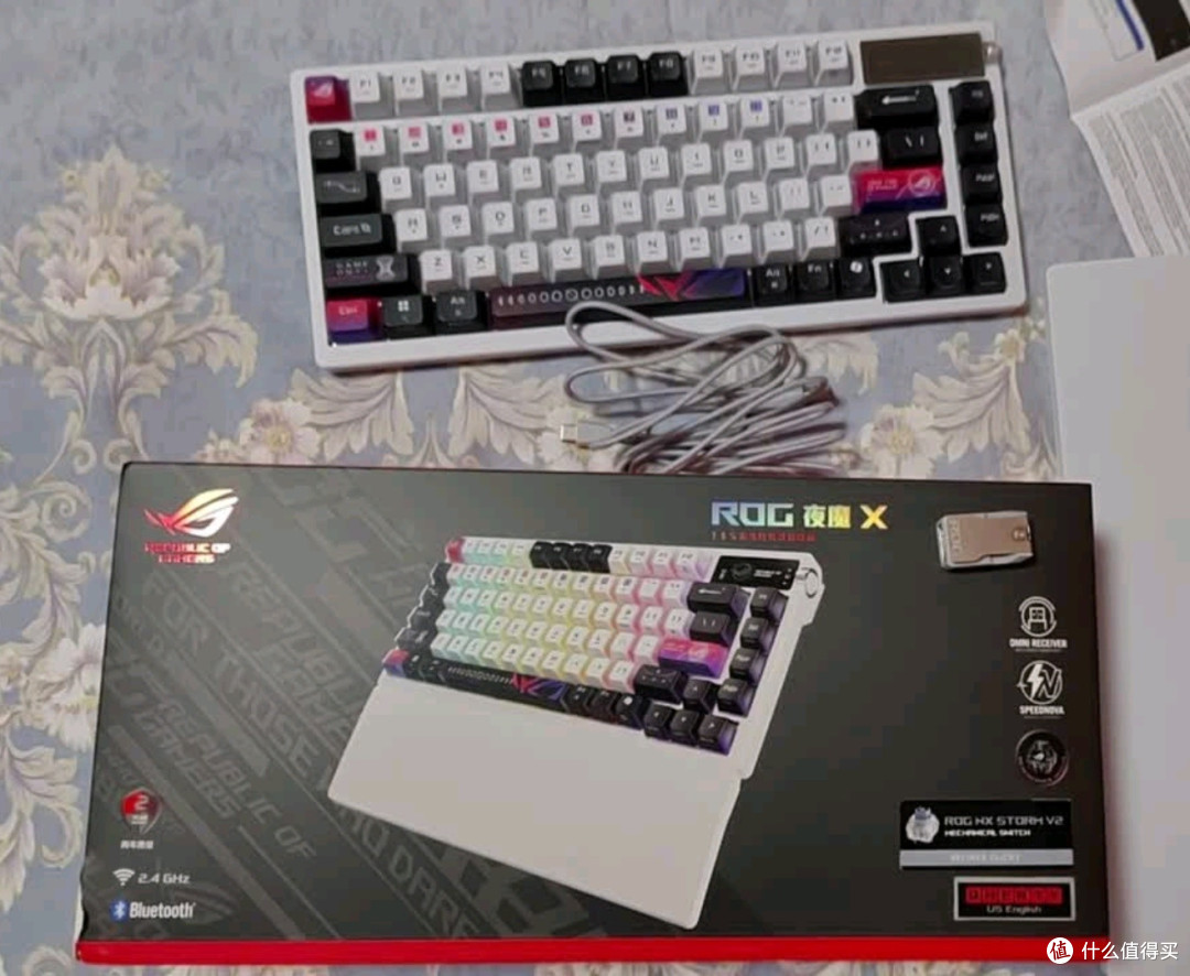 ROG夜魔X键盘:游戏党的全能利器