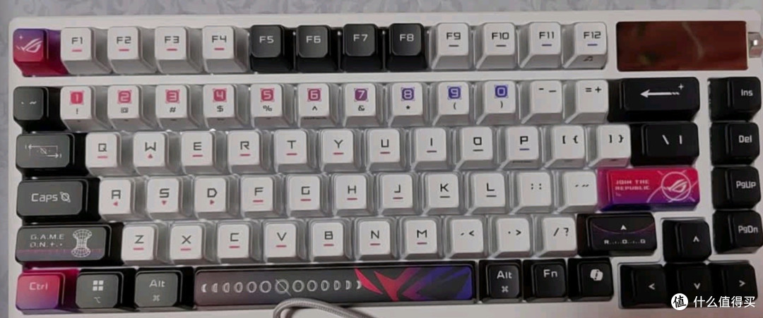 ROG夜魔X键盘:游戏党的全能利器