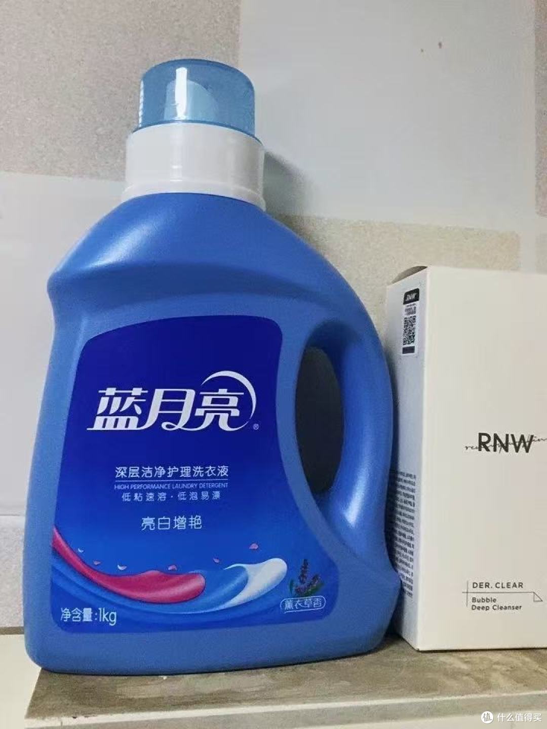宿舍党狂喜!这款蓝月亮洗衣液承包我整个学期的香香衣✨