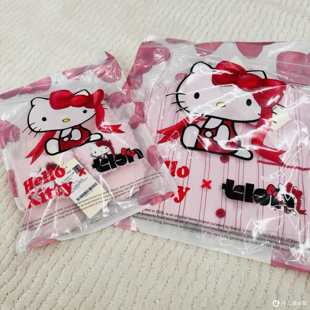 甜酷与舒适双在线：tbh野兽派Hello Kitty天丝棉家居服实测