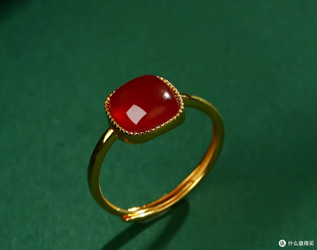 💍宫里上新的这枚红玛瑙小方糖戒指,我直接锁死作!