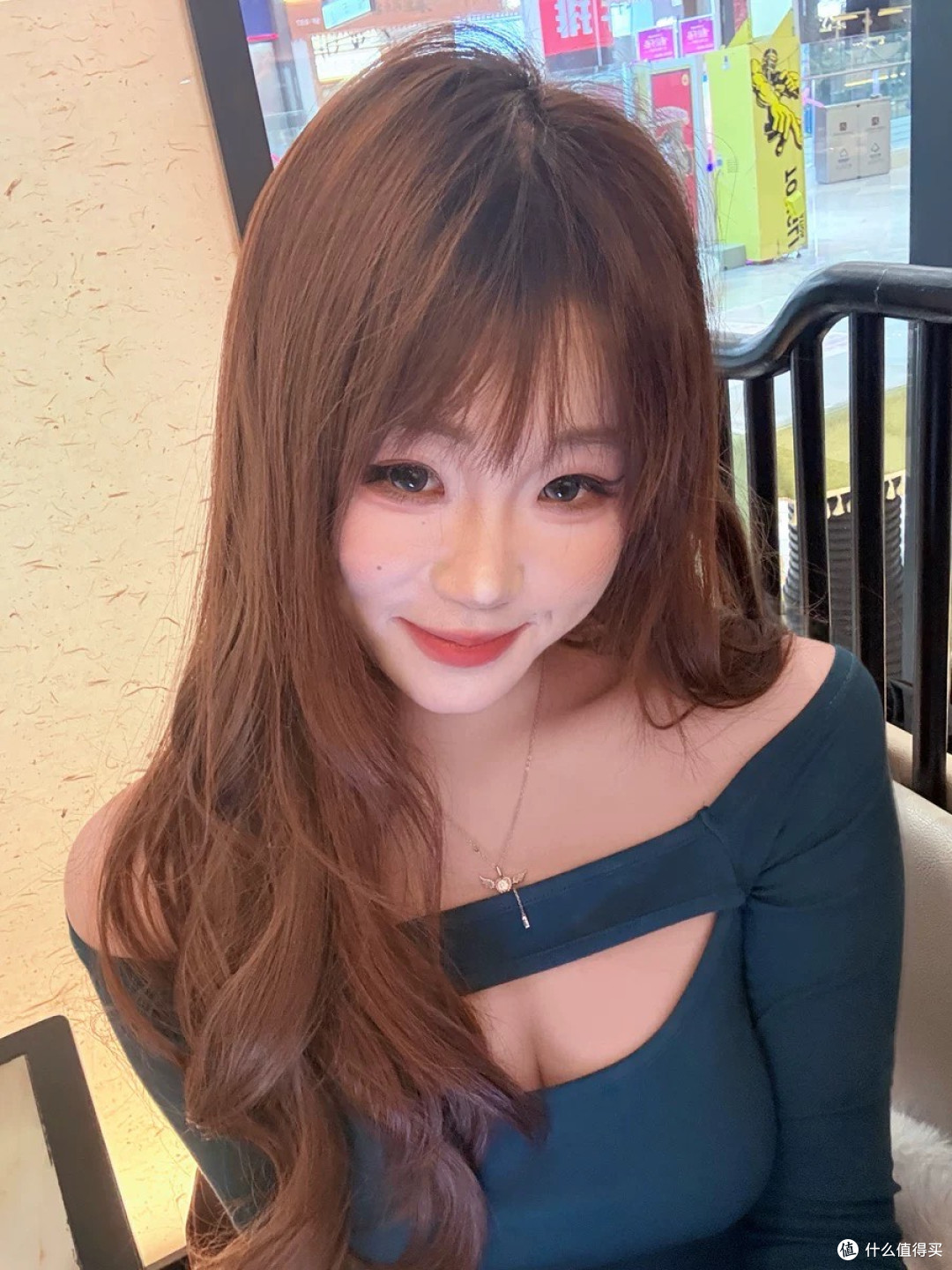 双旦穿搭层次感秘籍,聚会逛街回头率拉满