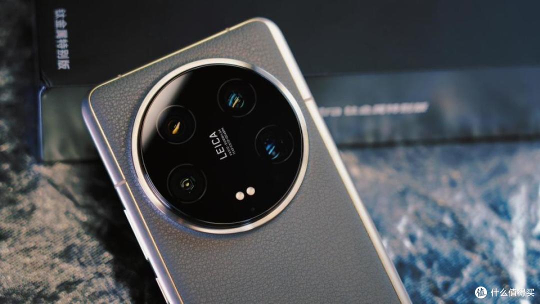 小米新一代“降价王”,16GB+1TB+钛金属,顶配旗舰“半价清仓”