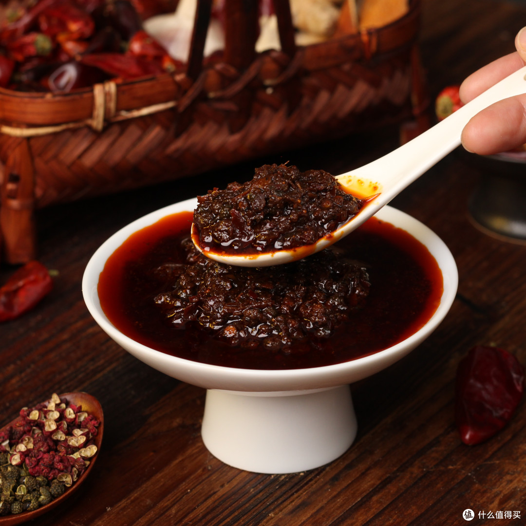 为什么隔壁烤鱼店天天排队?可能差的不是鱼,而是那包料