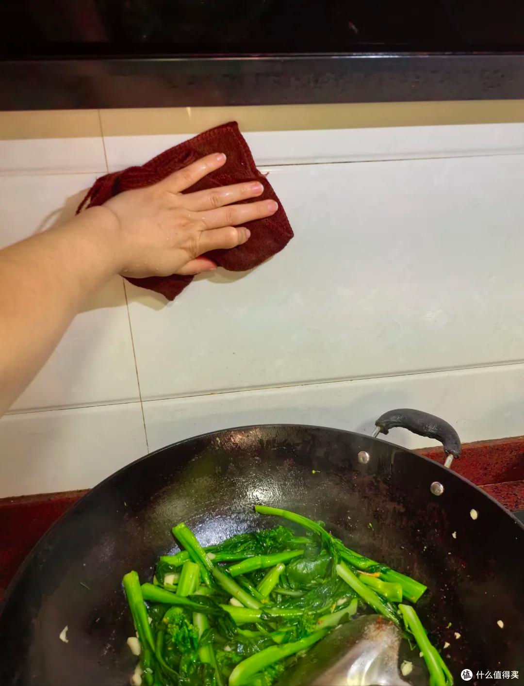 晒晒老妈8个生活妙招，不费啥工夫，家里就干净如新，真是了不起