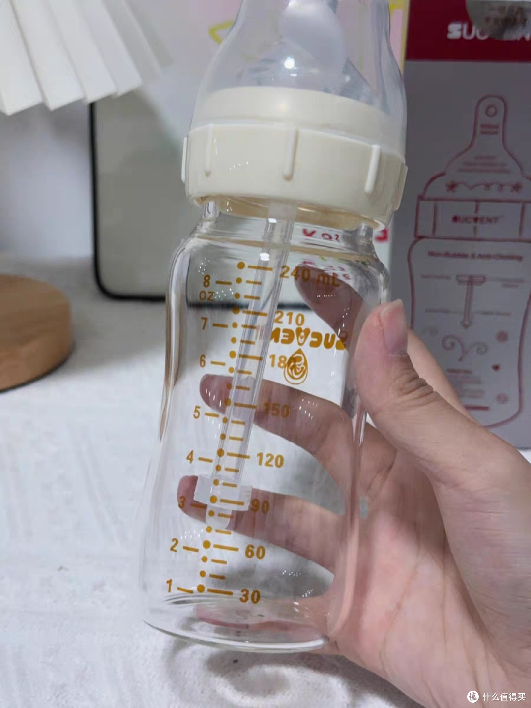 宽口径玻璃仿母乳奶瓶