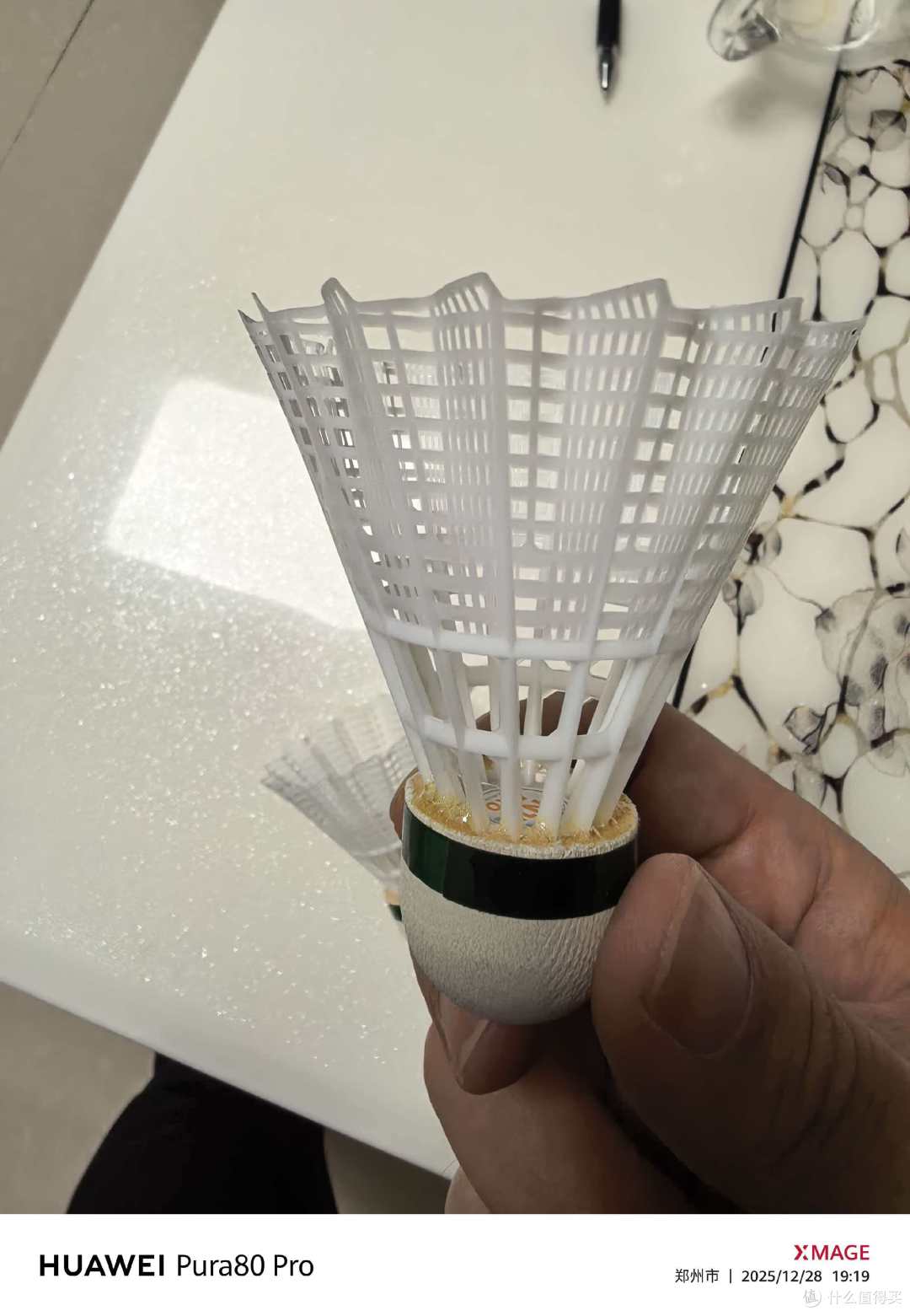 户外家人间的娱乐，尼龙羽毛球是不错的选择