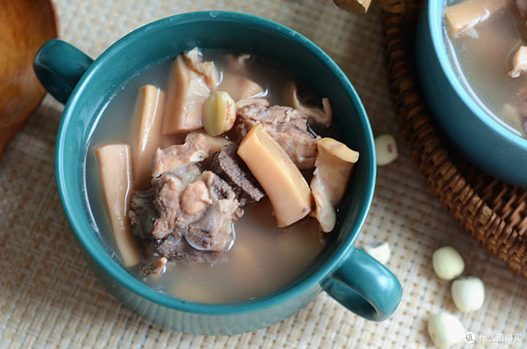 冬天多喝这碗“回血汤”,一觉睡到大天亮,头发也不掉了!
