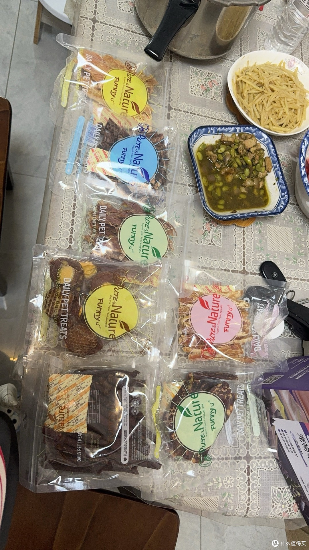 养宠推荐|萌萌酷狗狗零食礼盒:鸡鸭肉双拼,磨牙解馋又补营养