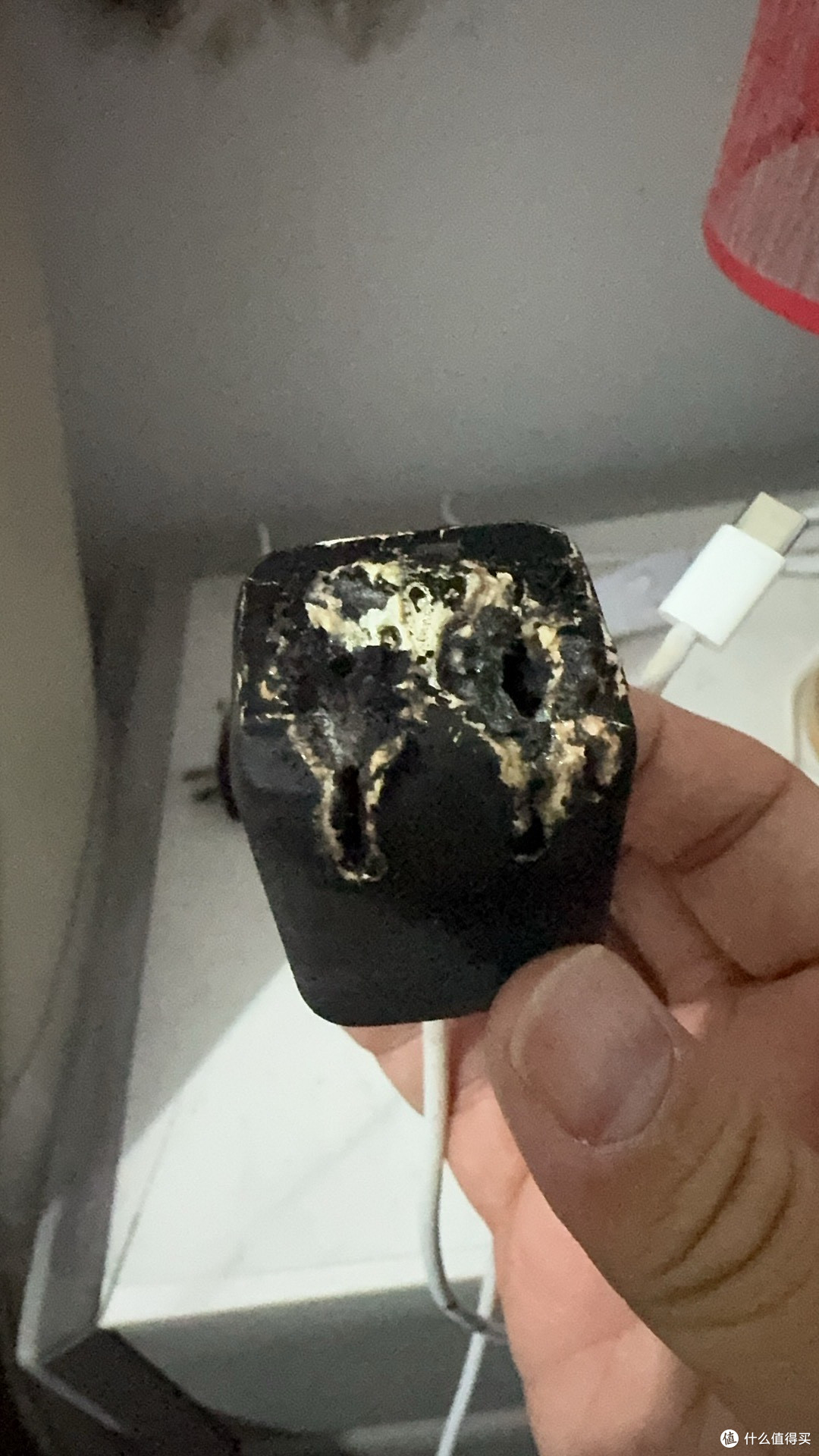 惊!ZMI Type-C充电器燃烧事件记录!(ZMI现酷态科)