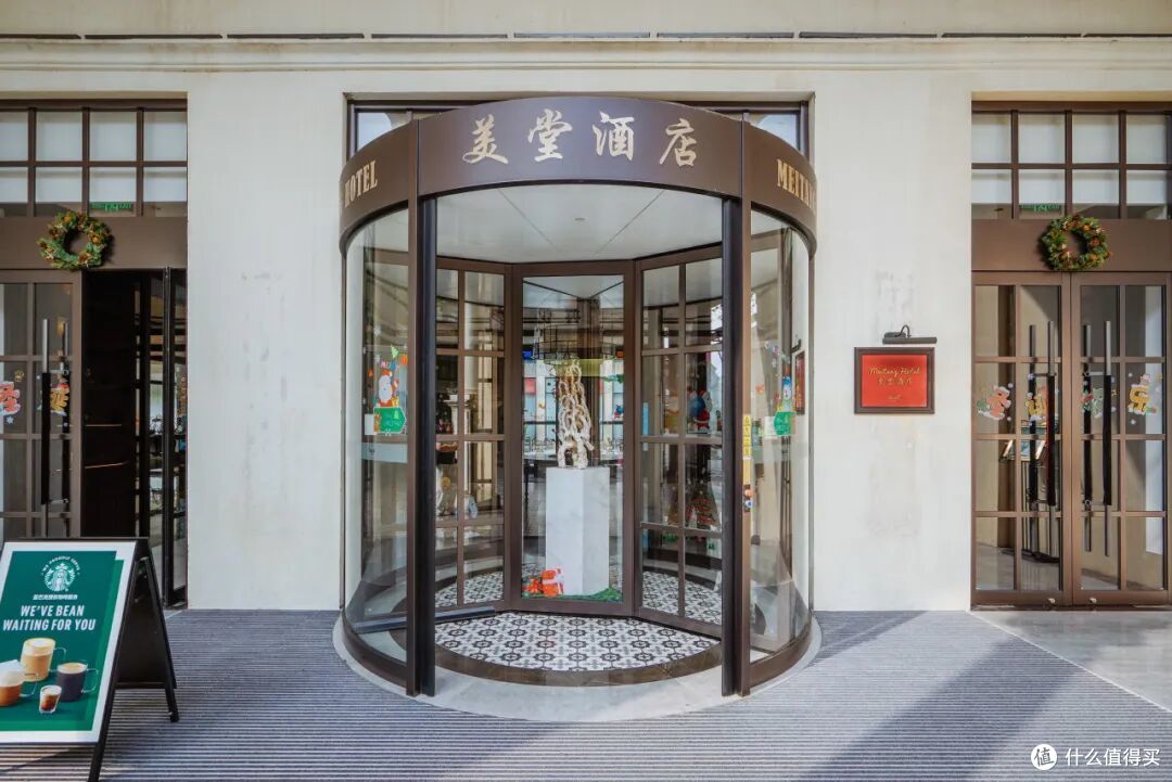 年末假期，就拜托这个随地大小演的古镇了！
