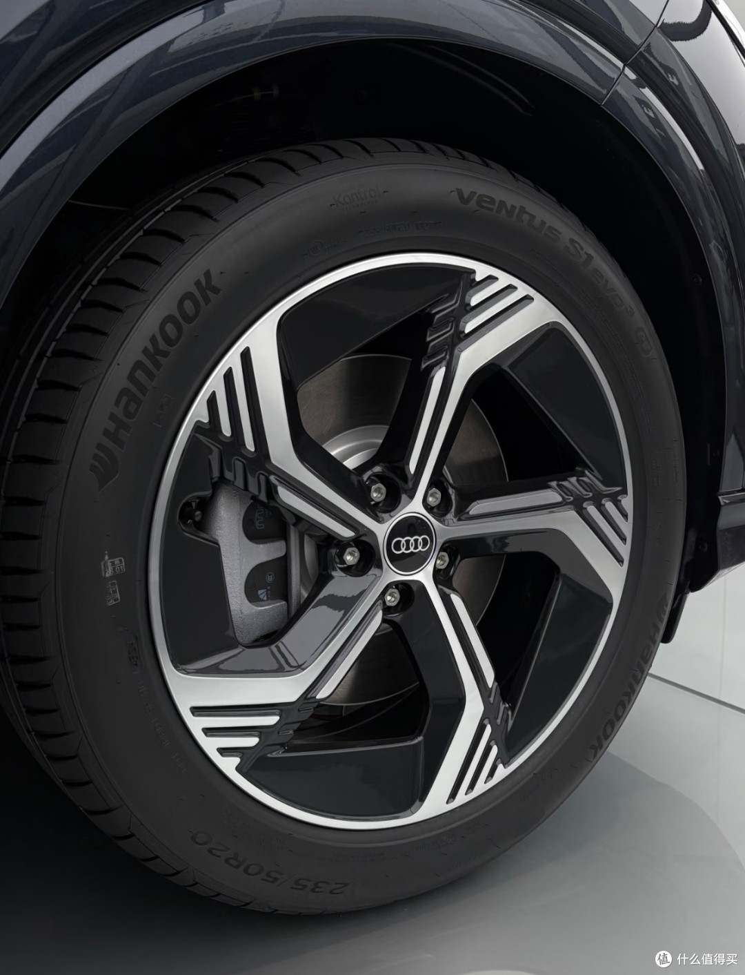 官降超13万!奥迪Q4 e-tron 17.48万起真香预警