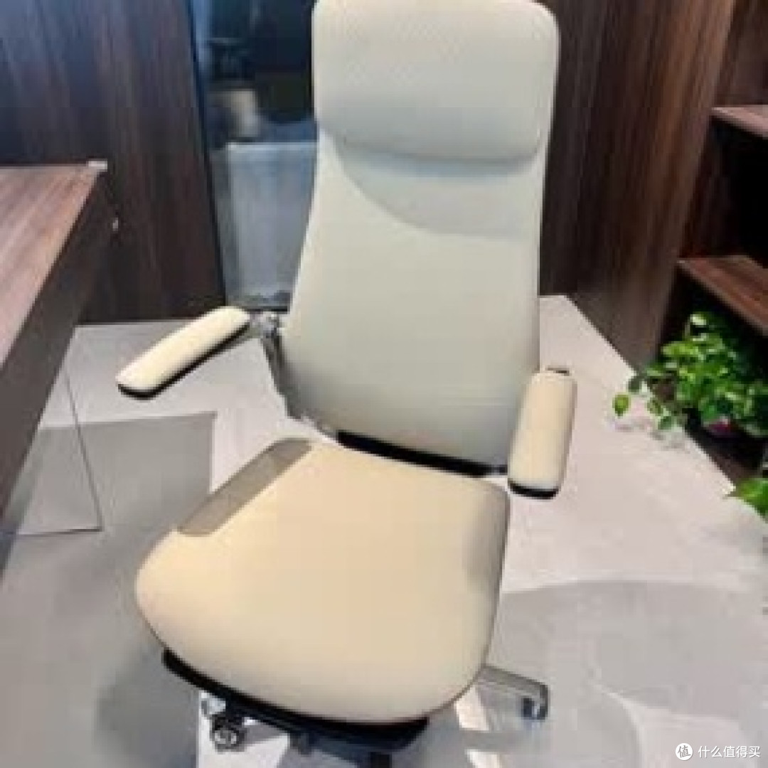 TOMU登峰椅：书房里的头等舱体验