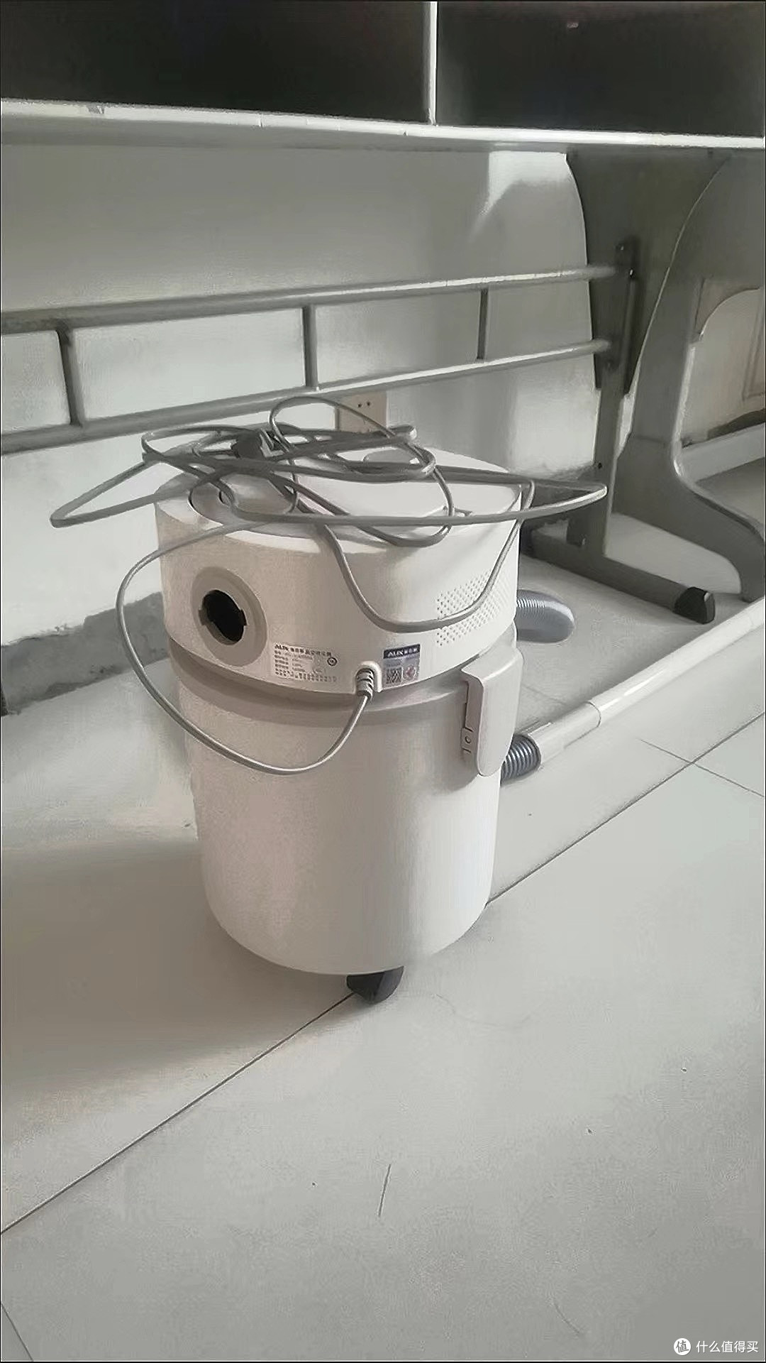 日常大扫除闭眼冲!奥克斯桶式吸尘器太顶了