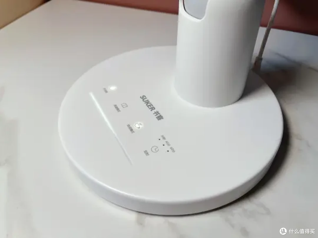 家长请收到!书客SKY护眼台灯,写作业不费眼,用光真舒适