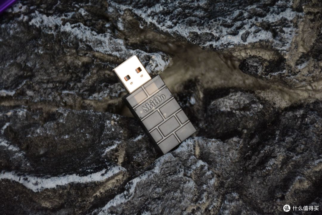 别再用键盘玩格斗游戏!这才是专属外设:八位堂天刃星街机控制器