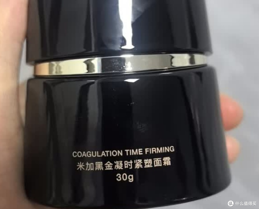 抗皱好的护肤品!水润不卡粉的抗皱护肤品,抗皱紧致护肤品哪款好