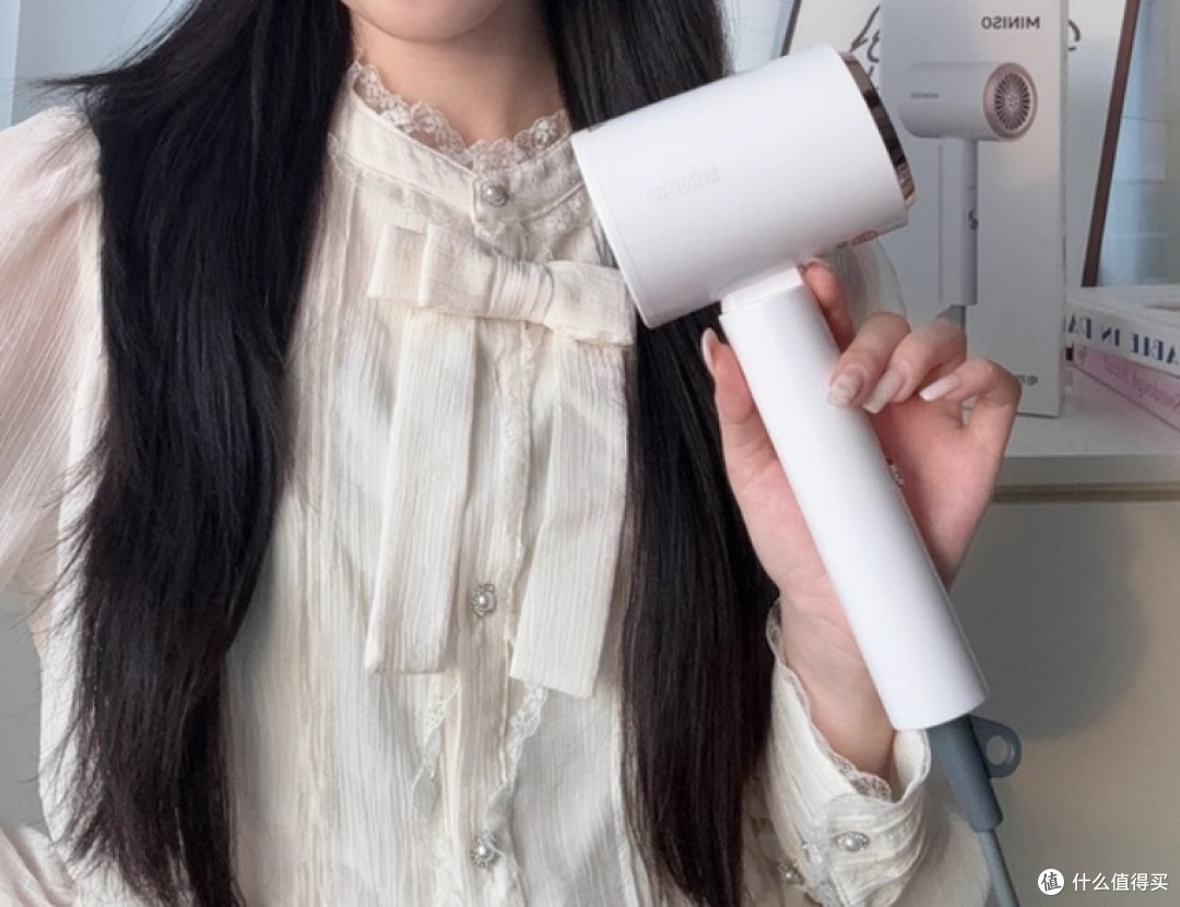 吹风机怎么选比较好?揭秘排行榜前十名,护发渗透更到位!