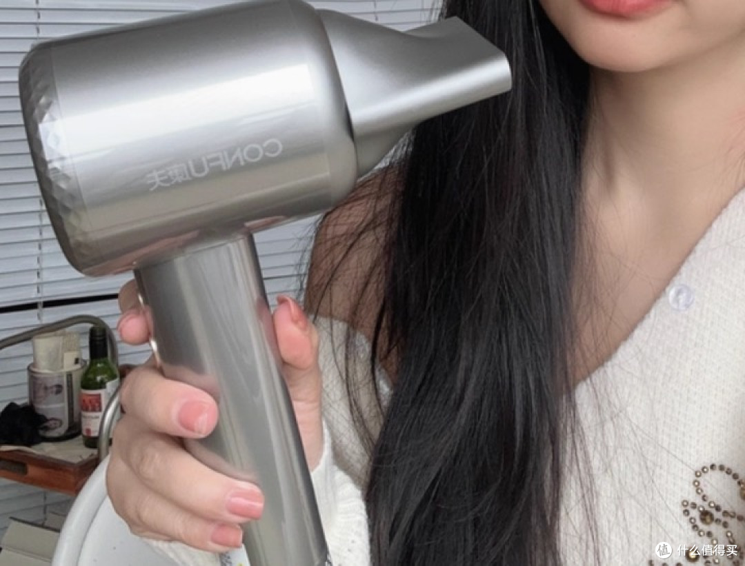 吹风机怎么选比较好?揭秘排行榜前十名,护发渗透更到位!