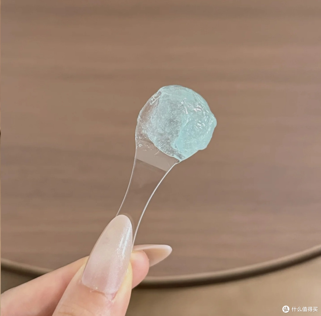 脸部蒸桑拿改善皮肤粗糙