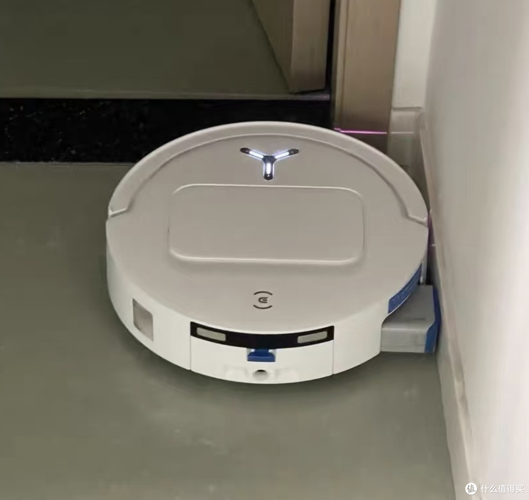 智能扫地机器人解放双手