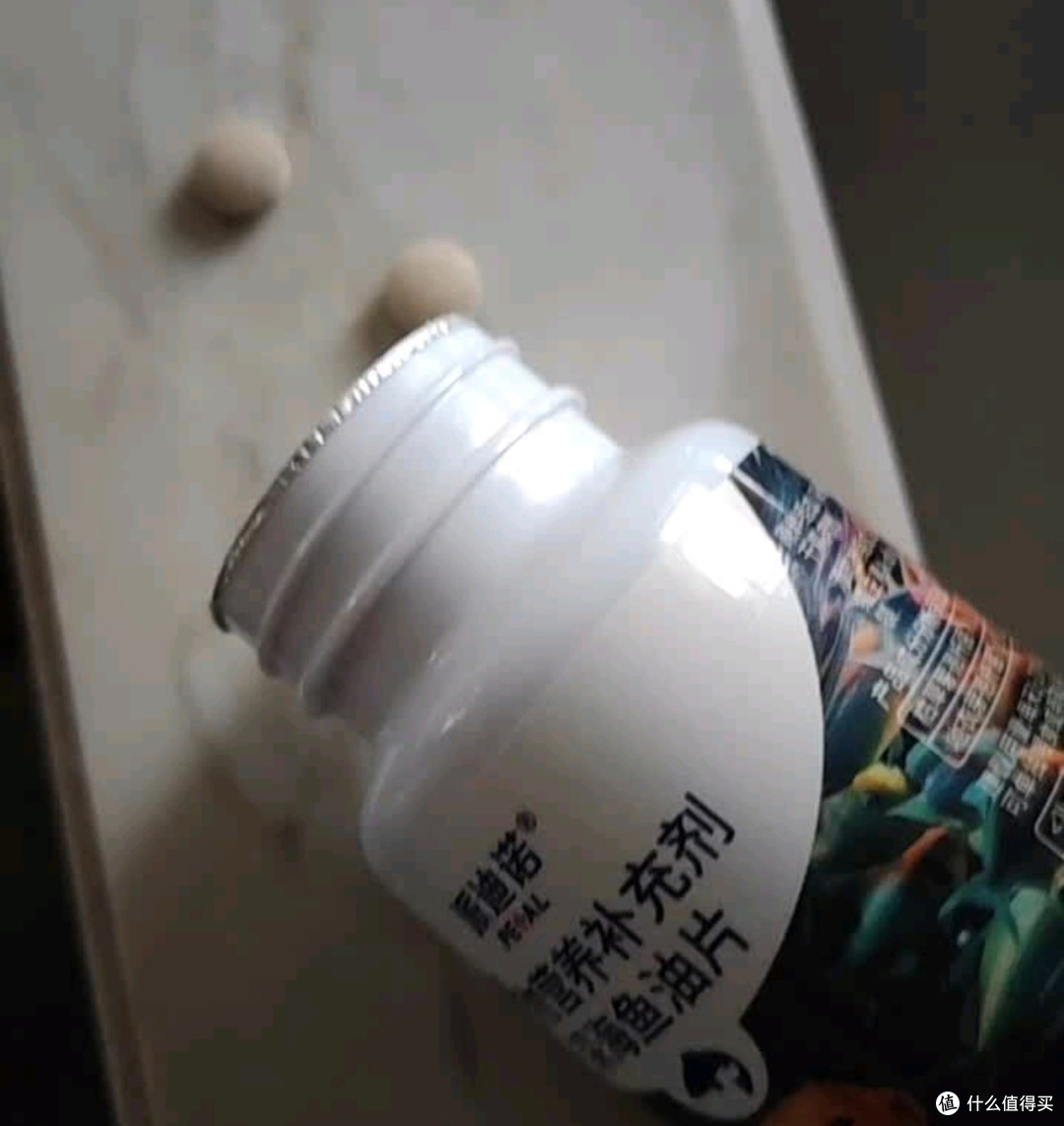 派迪诺鱼油片:毛孩子亮毛防掉毛