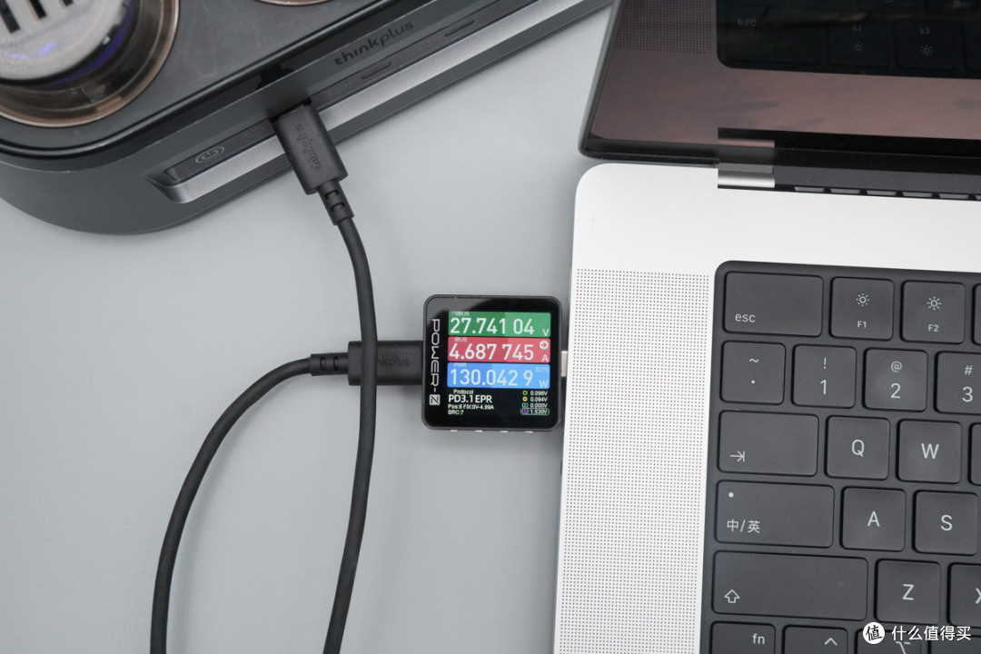 140W PD3.2+多协议兼容,thinkplus 锋行者氮化镓桌面充150W评测