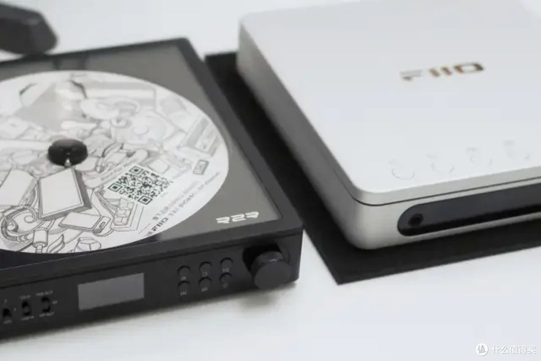 耳边评测 | 当复古不只是情怀,飞傲DM15 R2R全功能CD机