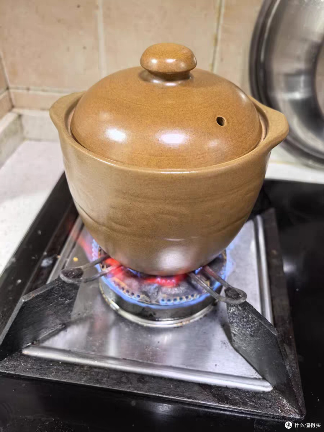 瓦罐炖盅：一人份汤品的理想选择