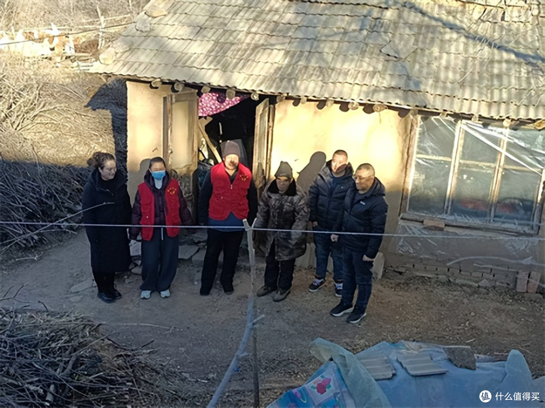 中国公益记录者在线围场工作站开展2025年跨年公益助老扶残活动