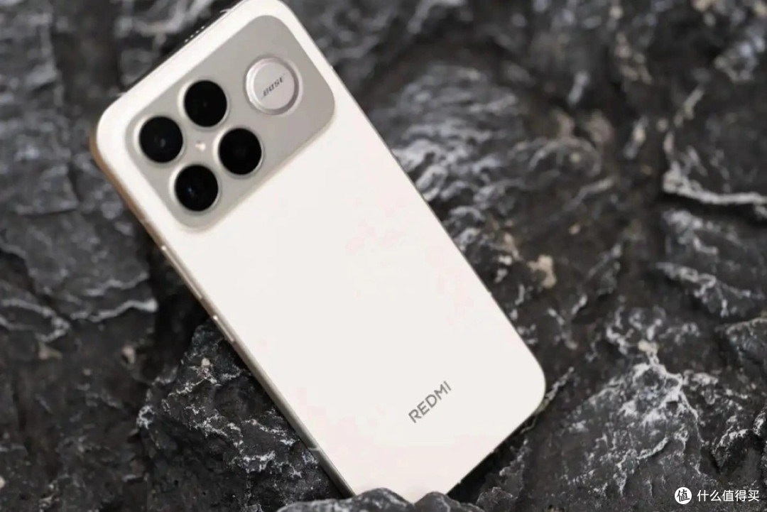 小米“顶不住了”,16GB+1TB+7560mAh,顶配版旗舰售价一降再降