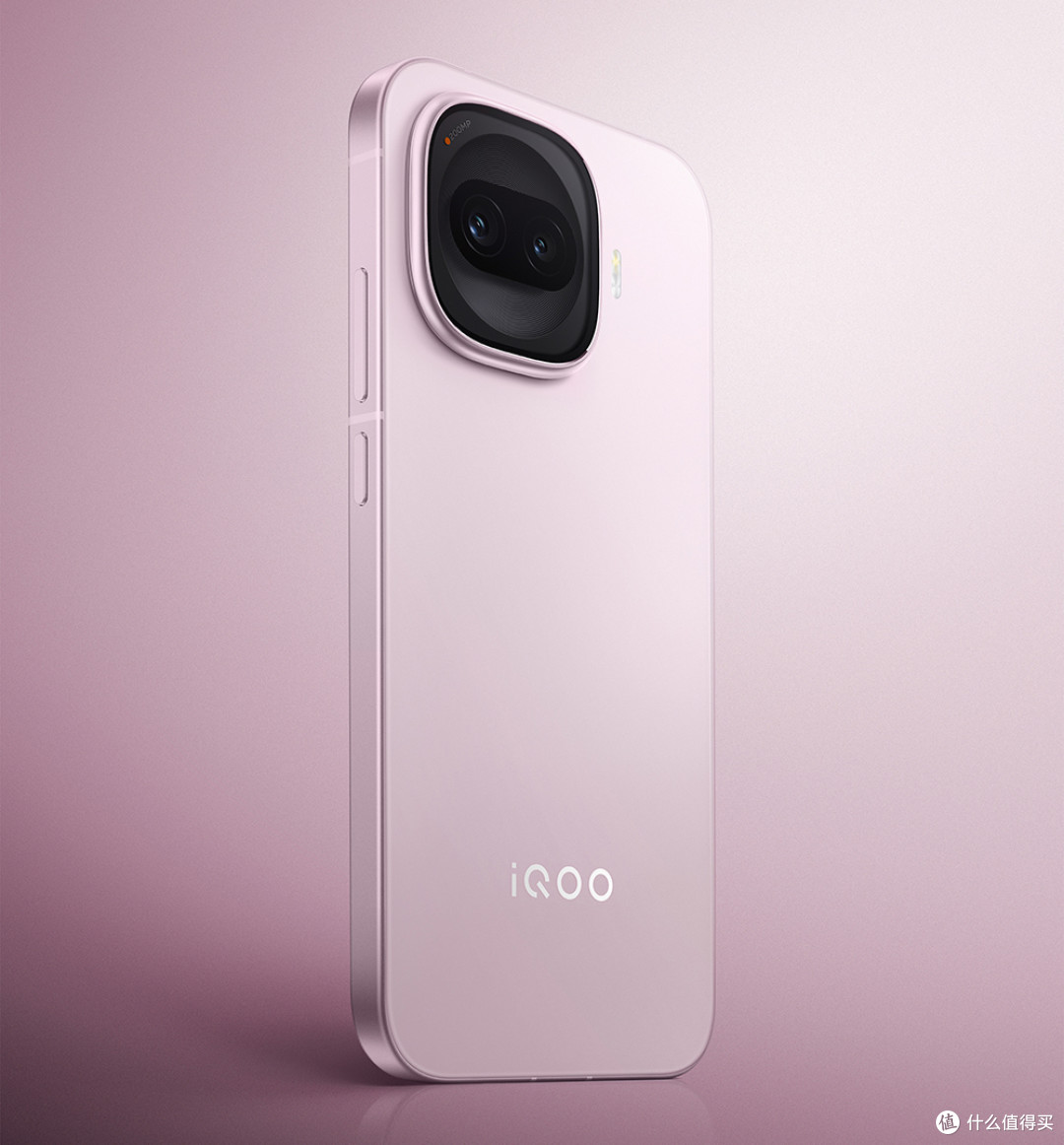 7600mAh+骁龙8Gen5定价2千元档,iQOO性价比最高的中端新机出现了