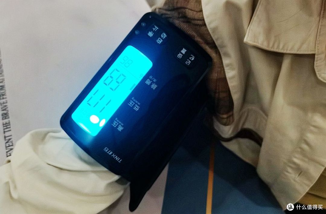血压计哪个牌子精准好用?当然是町石tinx U80S时刻关注身体变化