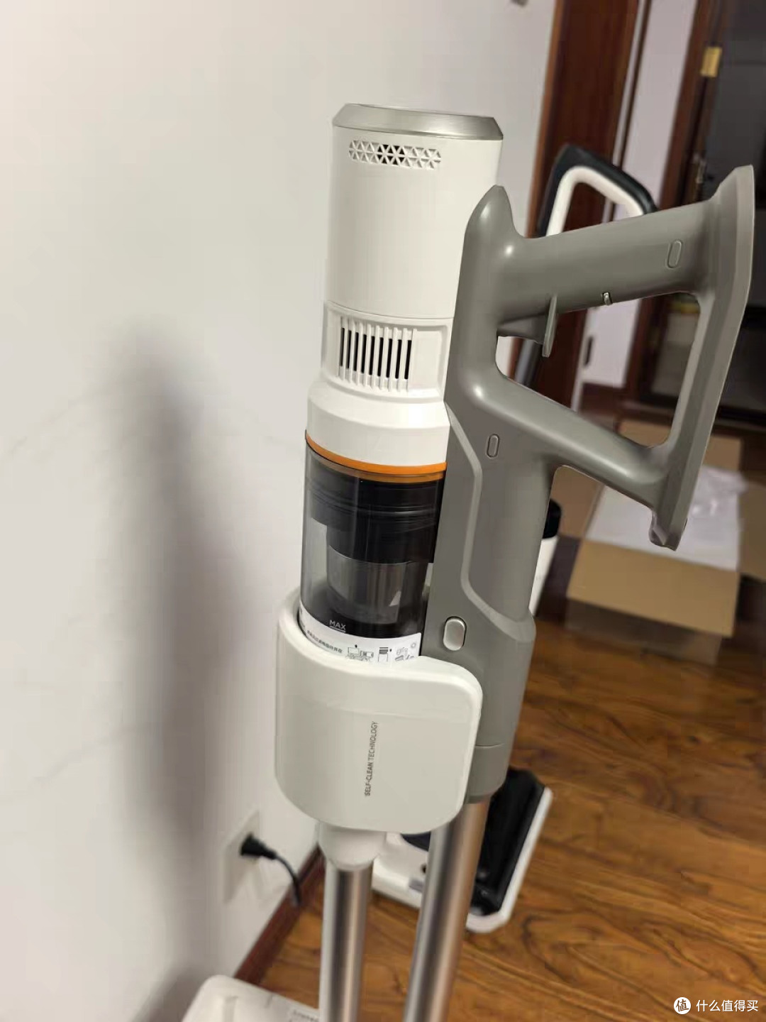 美F10防缠绕设计提升清洁效率