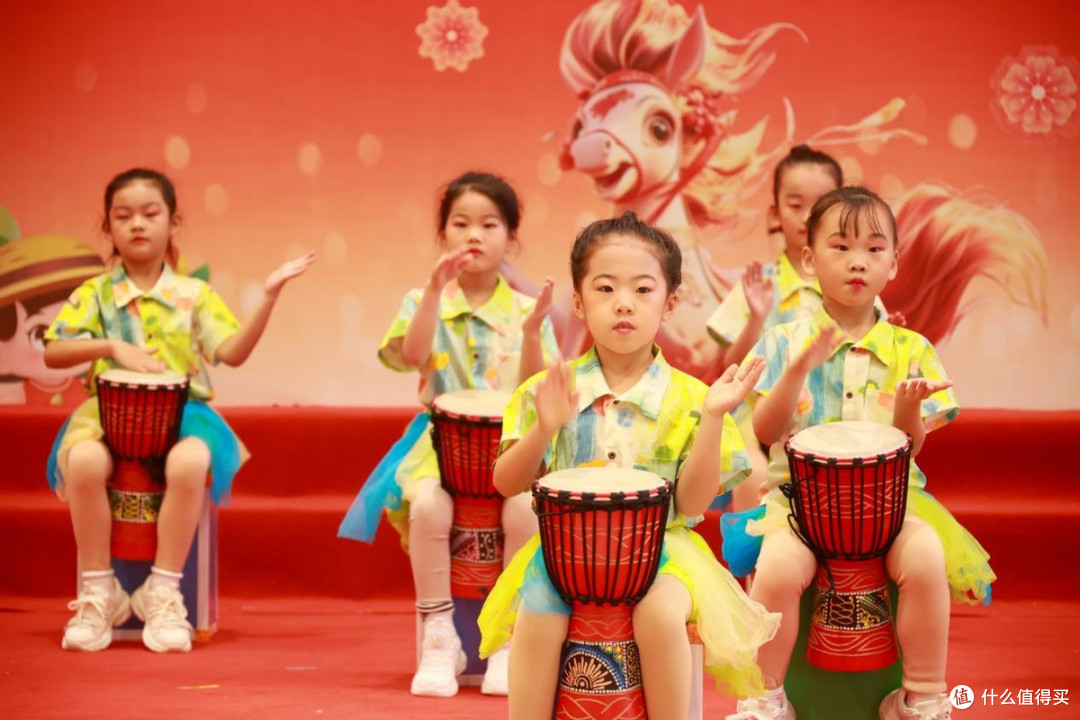 童心驭马，爱景同欢  雄东爱景小学2026元旦庆典圆满落幕