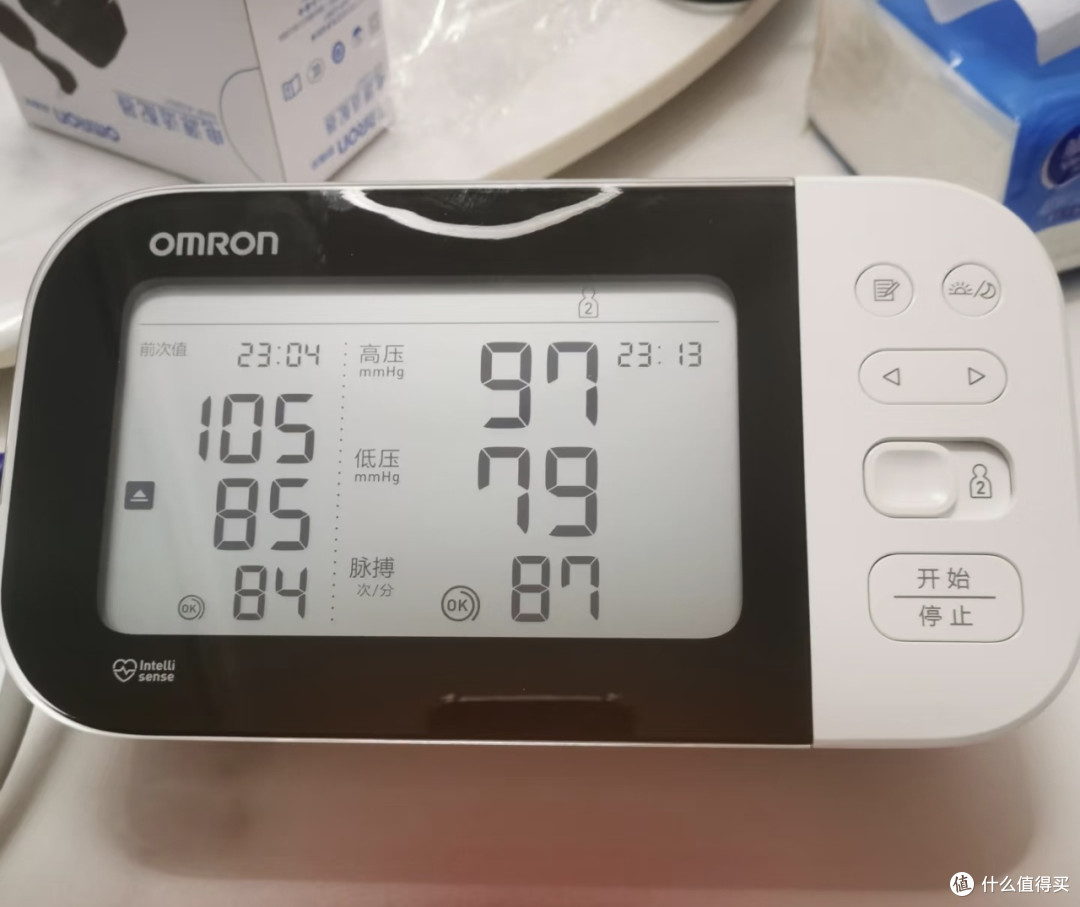 欧姆龙血压计:便捷精准健康监测