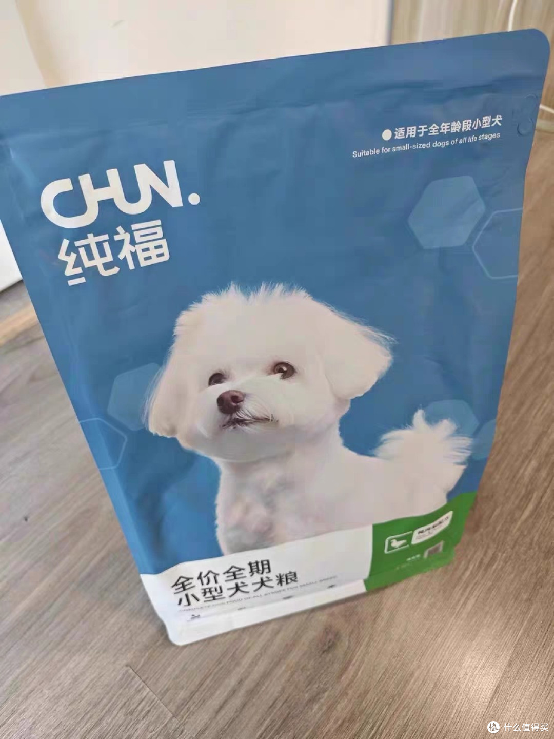 专为小型犬设计的鸭肉梨粮