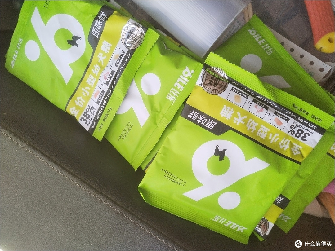 比乐原味鲜系列犬粮:营养全面价格亲民