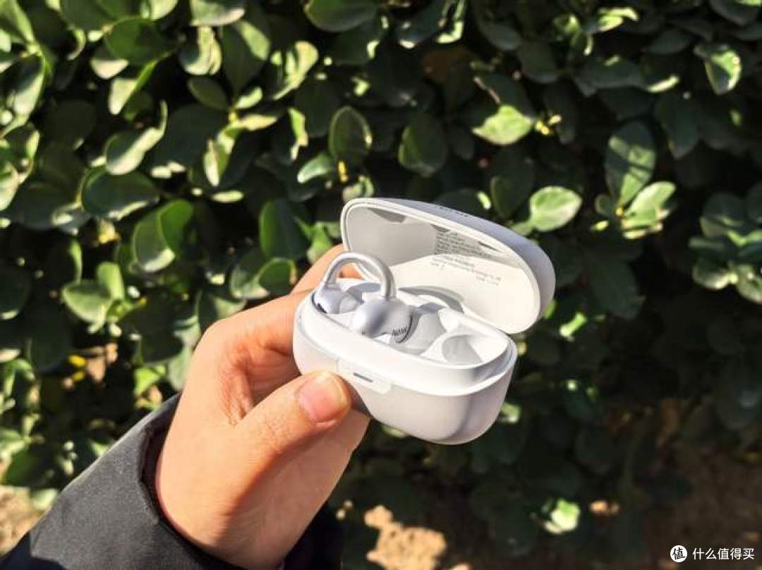 真-AI时代全能耳夹式耳机,你想要的全都有!