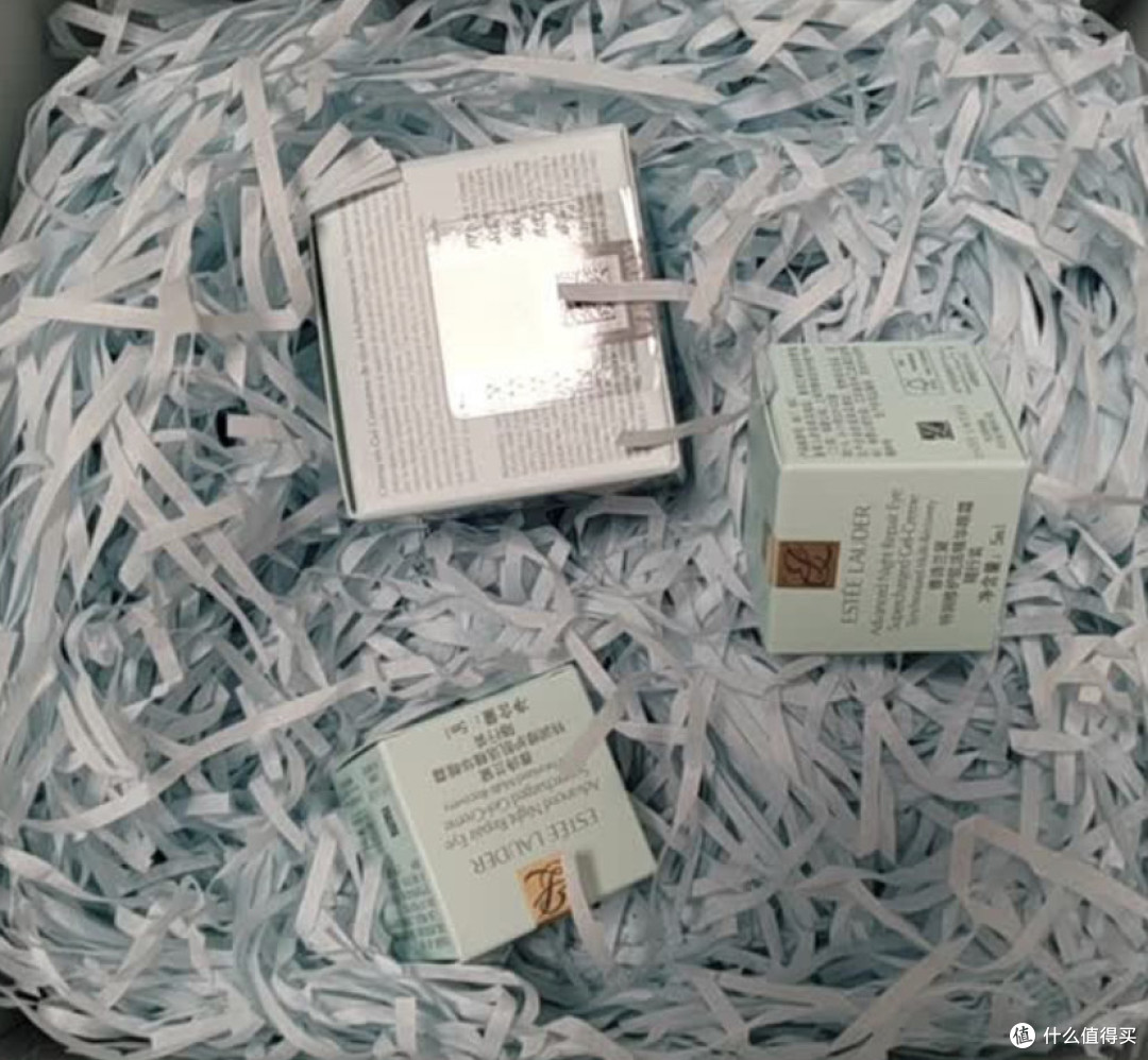 双旦焕颜秘籍:雅诗兰黛小棕瓶,我的抗老救星。